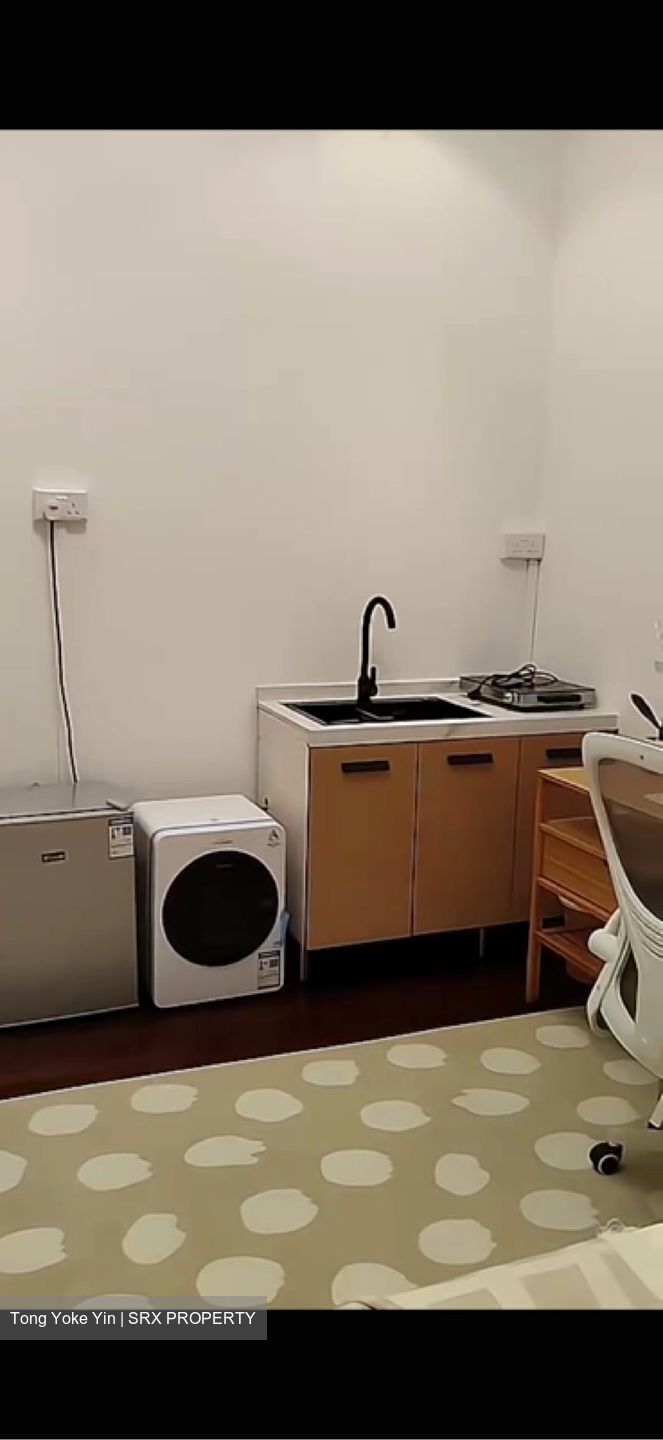 Kew Vale (D16), Terrace #637132231